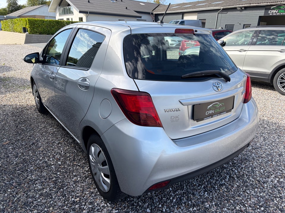 Toyota Yaris 1,0 VVT-i T2 Touch 5d