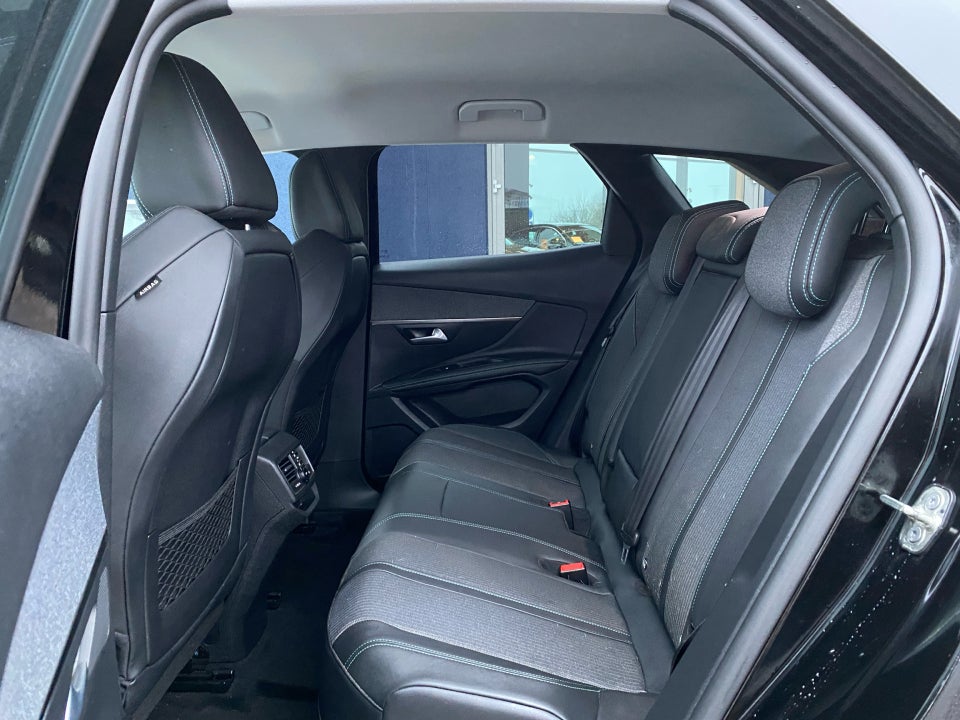 Peugeot 3008 1,2 PureTech 130 Allure Pack EAT8 5d