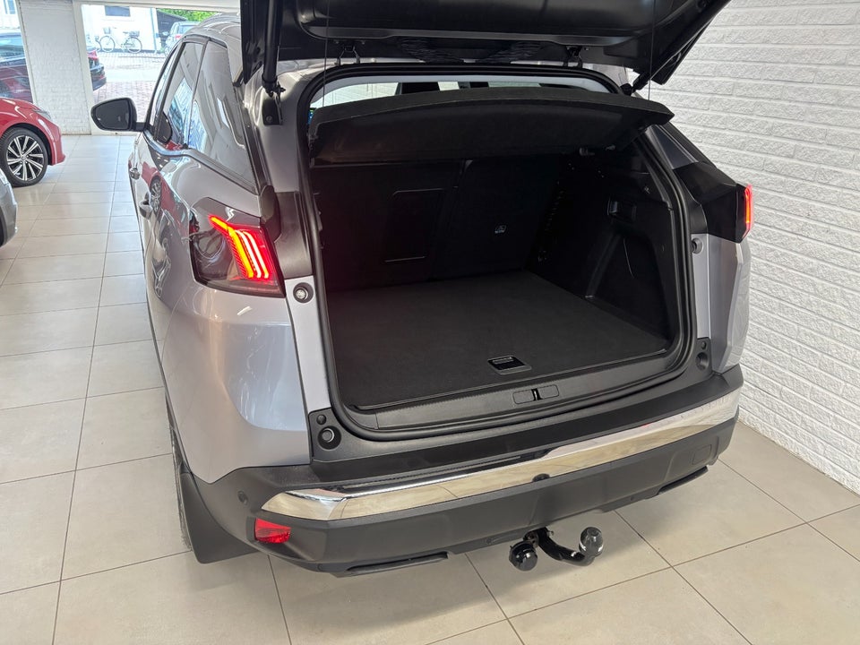 Peugeot 3008 1,6 Hybrid Allure Pack EAT8 5d