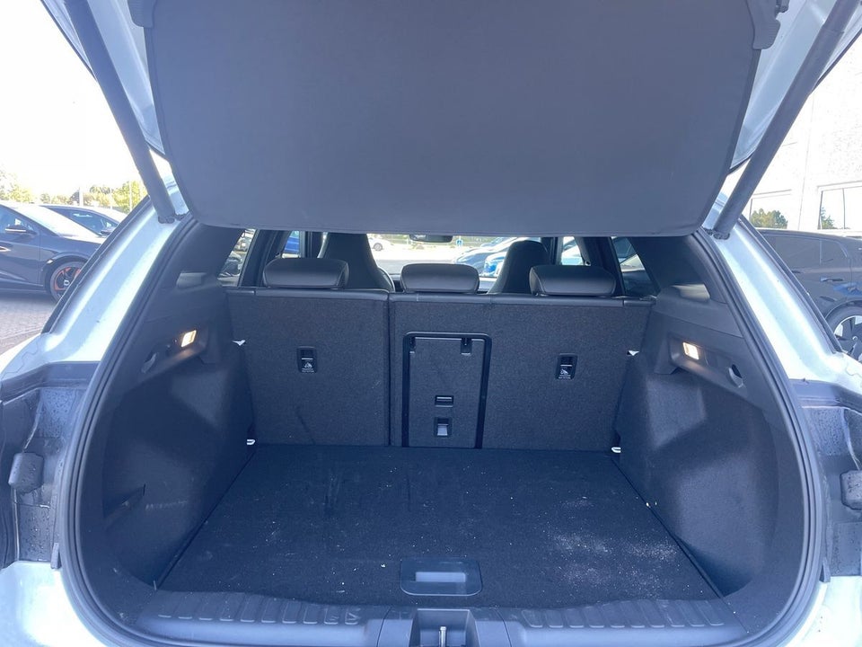 Ford Explorer 82 Premium Extended Range 5d