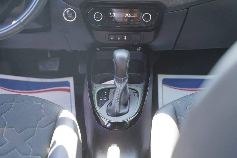 Toyota Aygo X 1,0 Air Envy s-CVT 5d