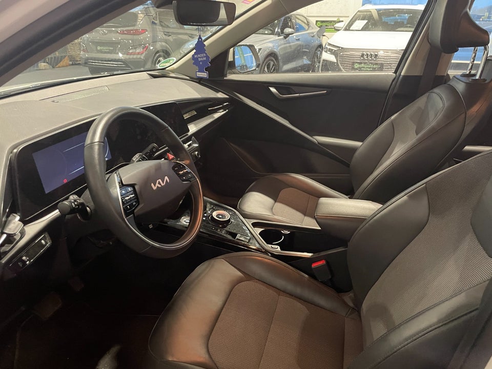 Kia Niro 64 EV Vision 5d