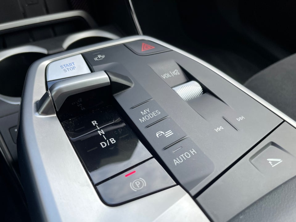 BMW iX1 eDrive20 M-Sport 5d