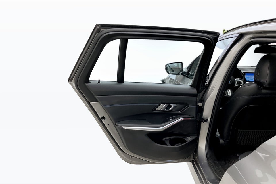 BMW 330i 2,0 Touring M-Sport aut. 5d