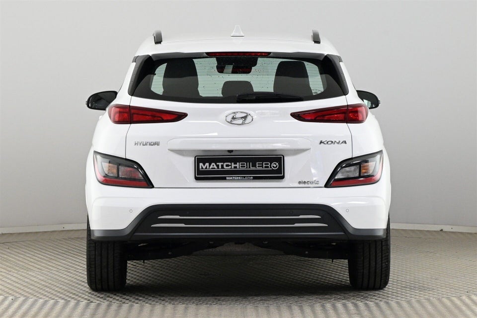 Hyundai Kona 39 EV Essential 5d