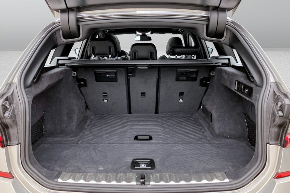 BMW 330i 2,0 Touring M-Sport aut. 5d