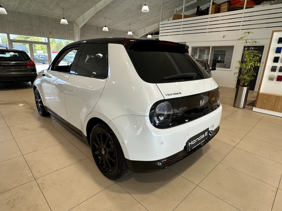 Honda e Advance 5d
