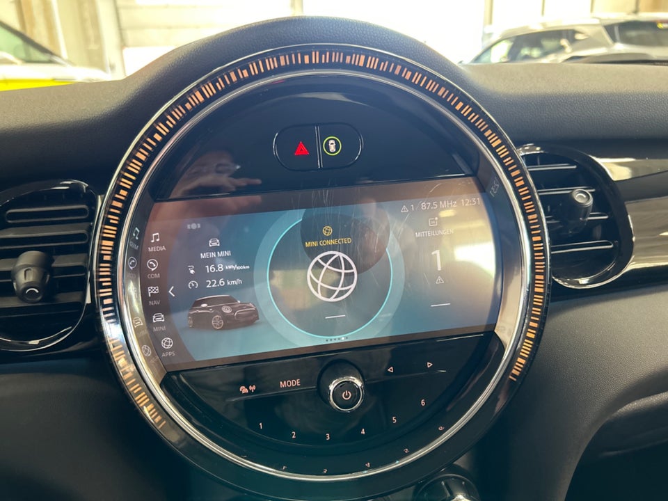 MINI Cooper SE Classic Trim 3d