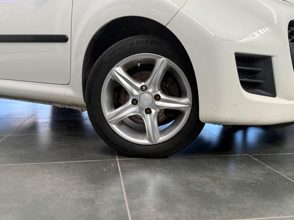 Peugeot 107 1,0 Active 5d