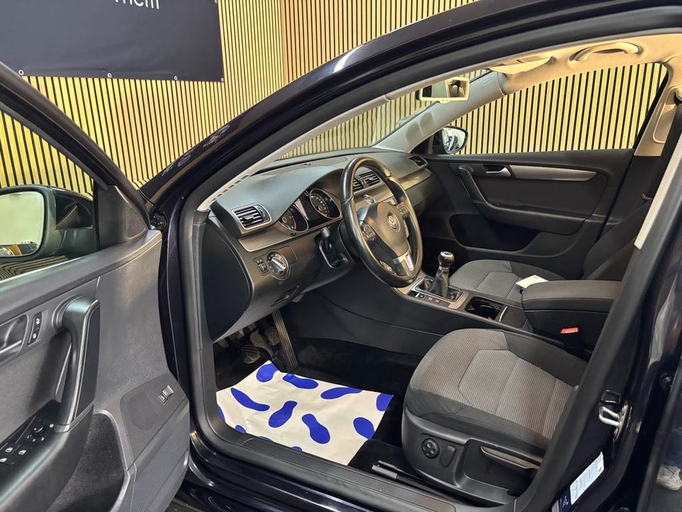 VW Passat 1,6 TDi 105 Comfortline Variant BMT 5d