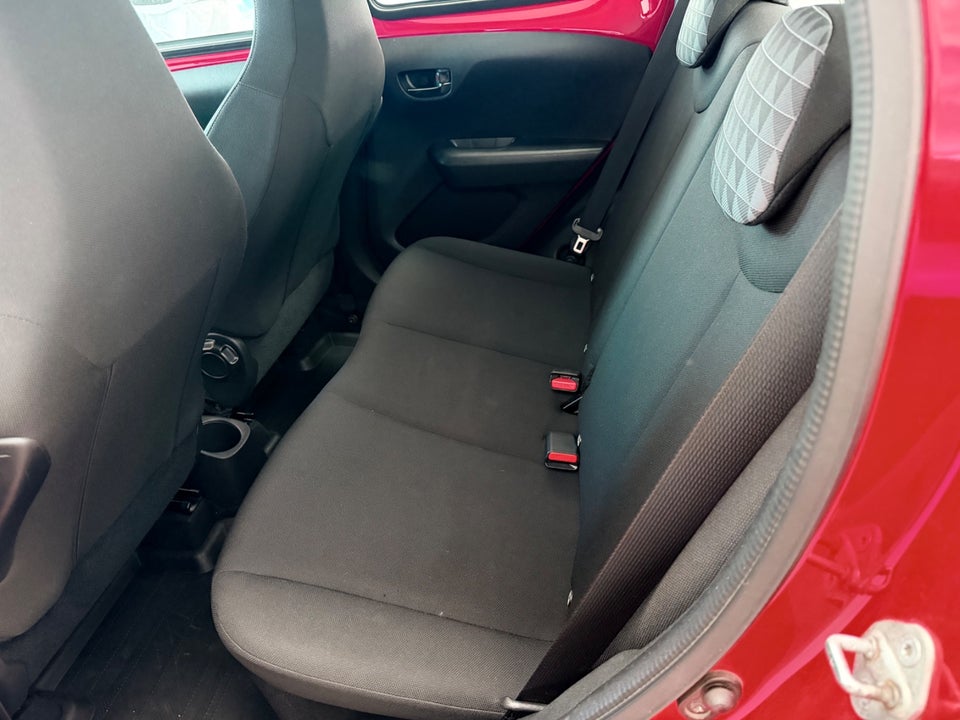Peugeot 108 1,0 e-VTi 72 Allure+ 5d