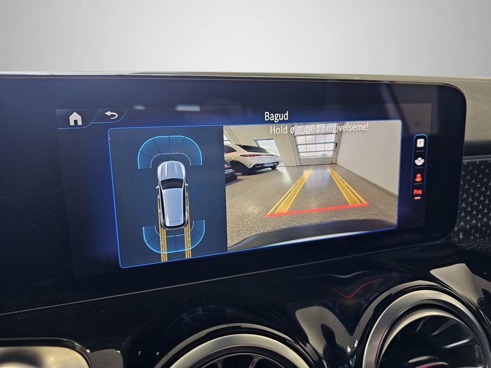 Mercedes EQB300 Progressive Advance 4Matic 5d