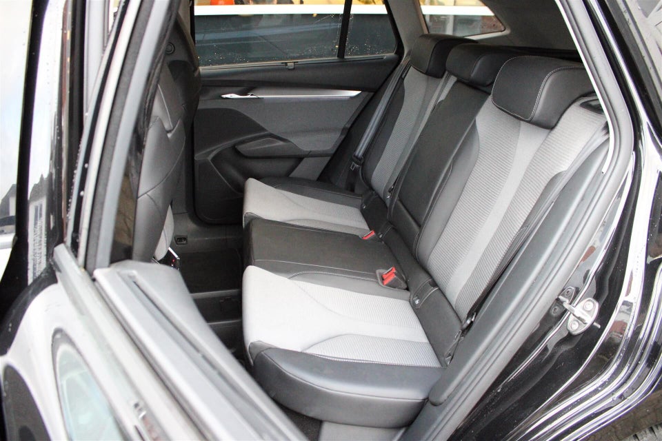 Skoda Enyaq 60 iV Premium 5d