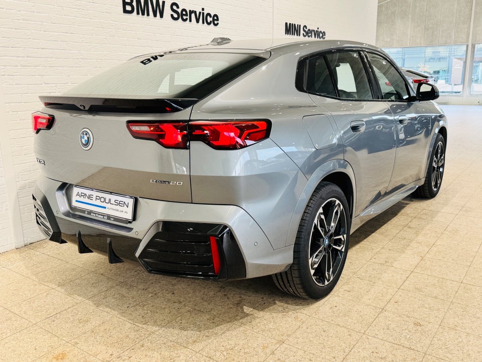 BMW iX2 eDrive20 M-Sport 5d
