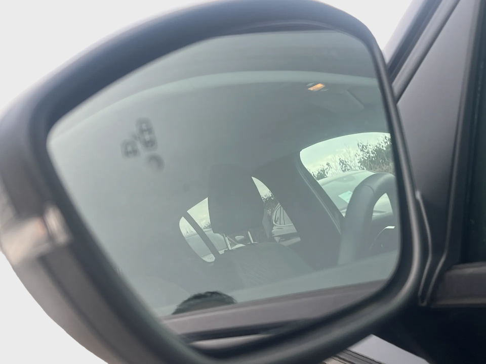 Peugeot 208 1,2 PureTech 100 Allure+ 5d