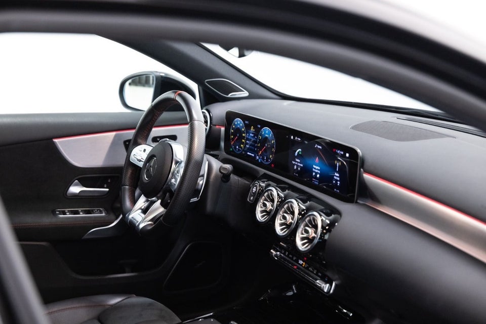 Mercedes A35 2,0 AMG aut. 4Matic 5d
