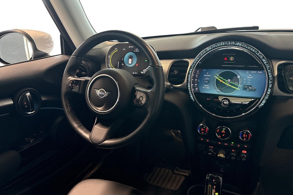 MINI Cooper SE Classic Trim 3d