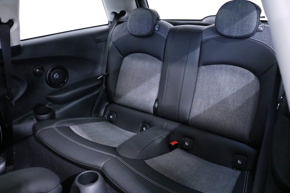 MINI Cooper SE Edition Premium Plus 3d