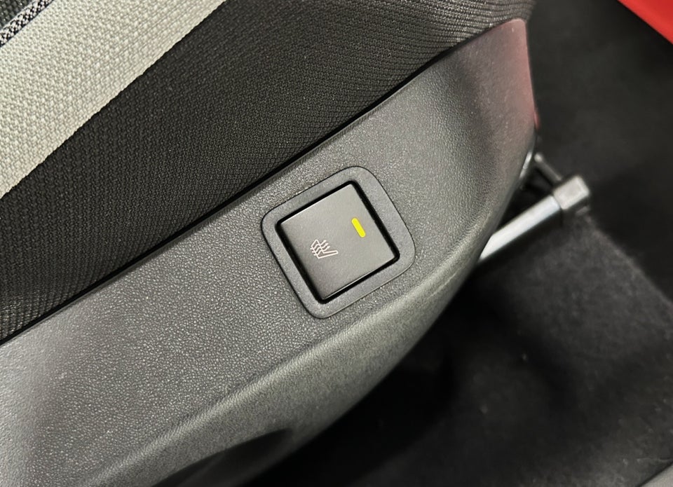 Toyota Aygo 1,0 VVT-i x-press 5d