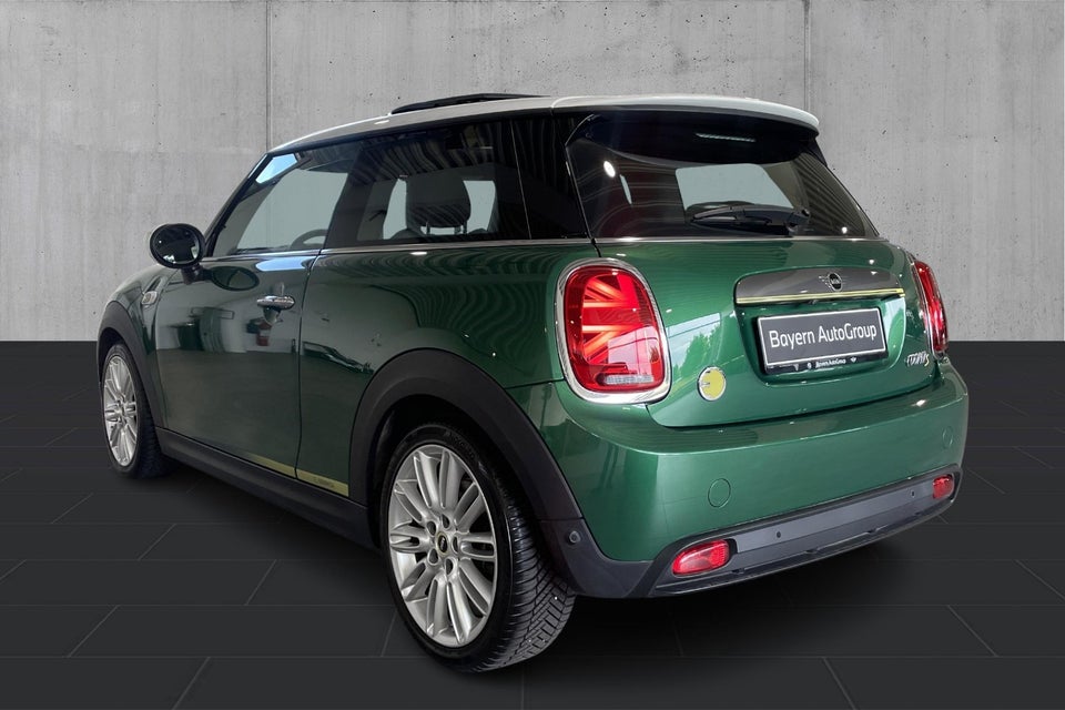 MINI Cooper SE Greenwich 3d