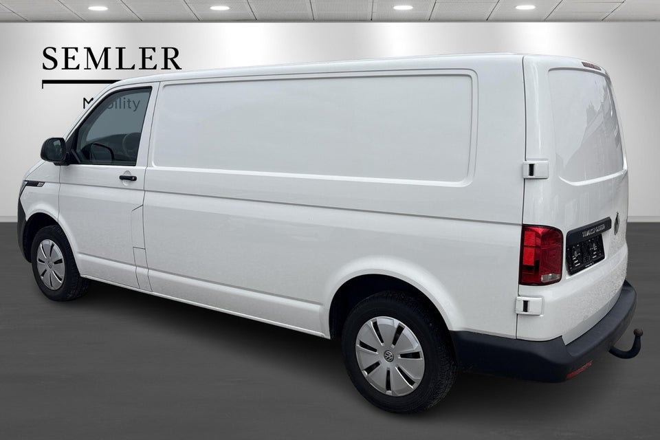 VW Transporter 2,0 TDi 110 Kassevogn lang
