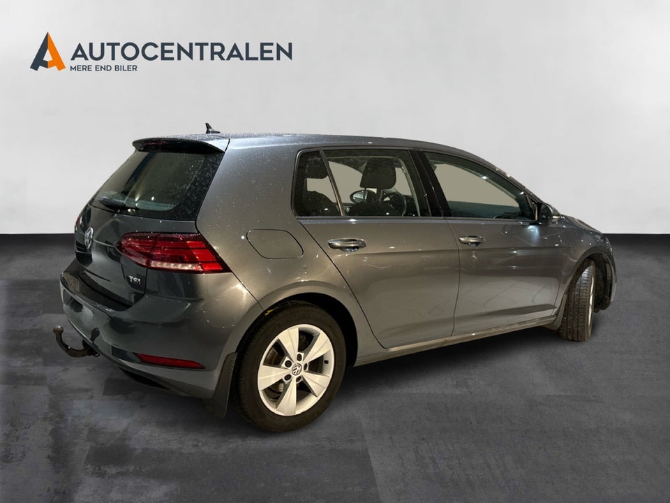 VW Golf VII 1,0 TSi 85 Trendline 5d