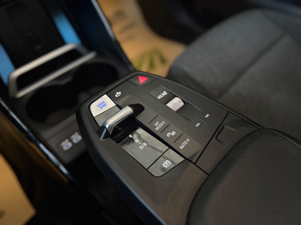 BMW iX1 xDrive30 5d
