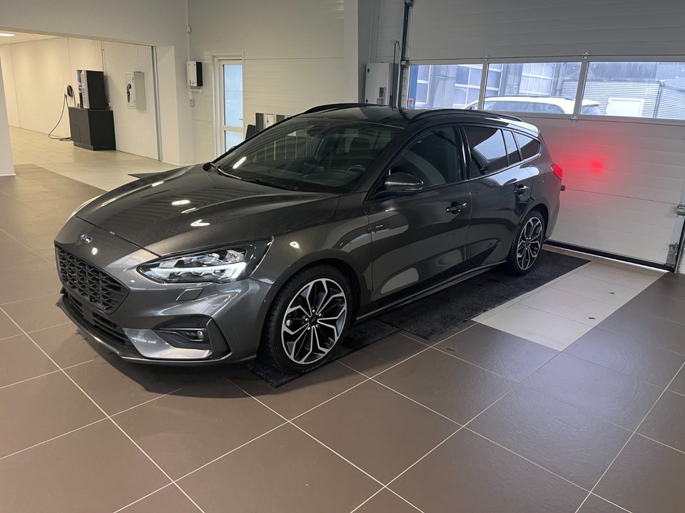 Ford Focus 1,5 EcoBoost ST-Line stc. 5d