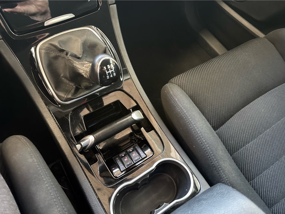 Ford S-MAX 2,0 Titanium 7prs 5d