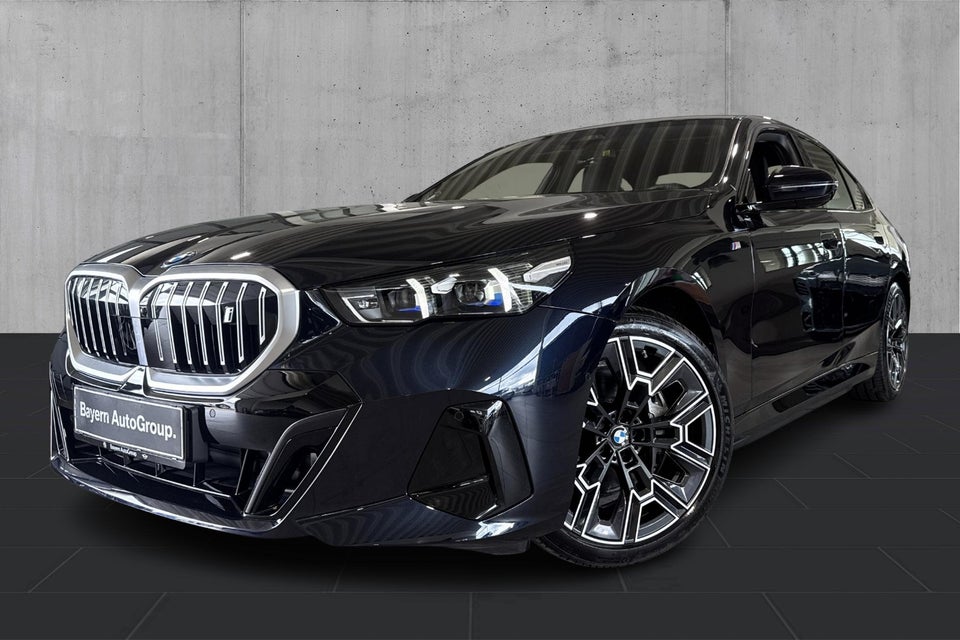 BMW i5 eDrive40 Fully Charged M-Sport 4d