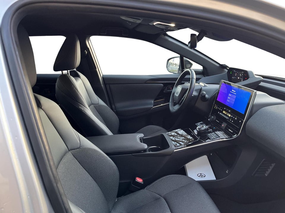 Toyota bZ4X Active 5d