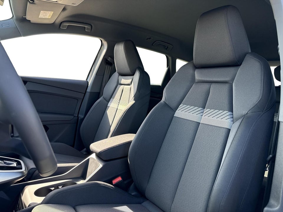 Audi Q4 e-tron 45 Progress quattro 5d