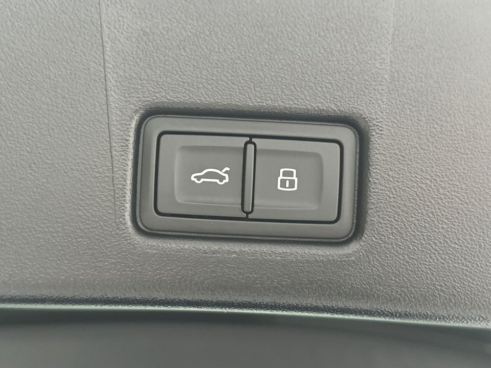 Audi Q4 e-tron 45 S-line Sportback quattro 5d