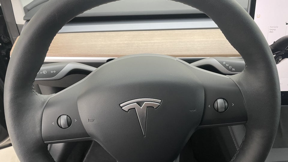 Tesla Model 3 Long Range AWD 4d