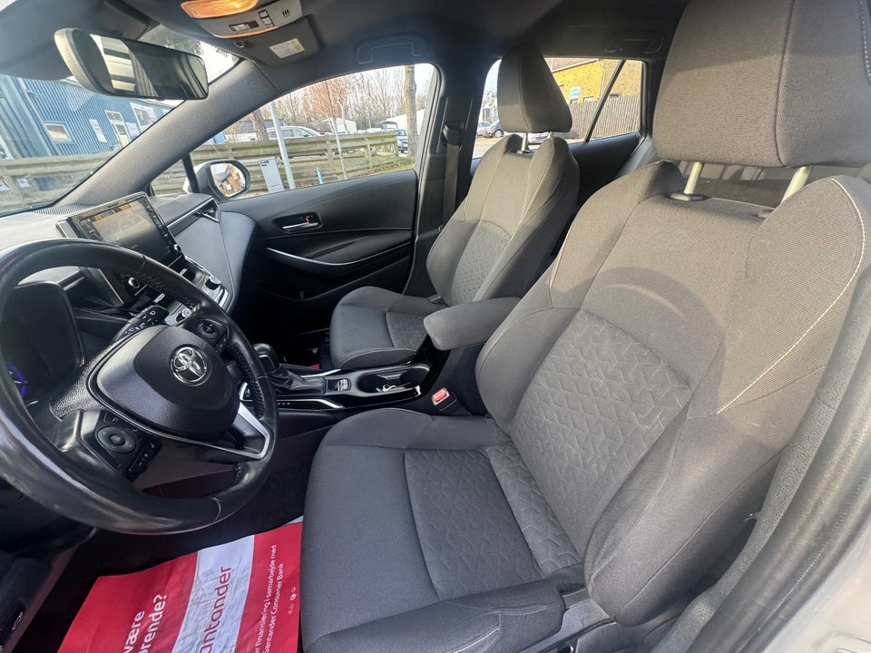 Toyota Corolla 1,8 Hybrid H2 Touring Sports MDS 5d