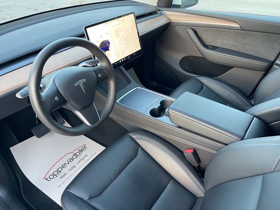 Tesla Model Y Long Range AWD 5d