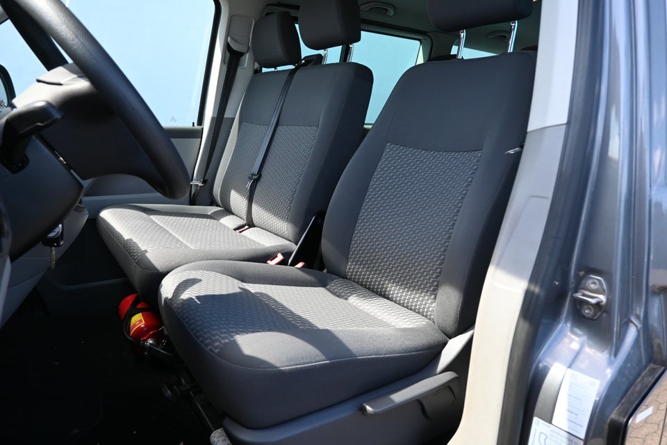 VW Caravelle 2,0 TSi 150 Trendline kort 4d