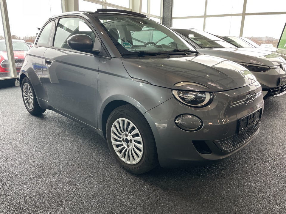 Fiat 500e 42 Icon Cabrio 2d