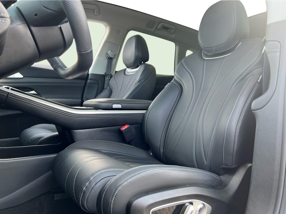 Xpeng G9 Standard Range 5d