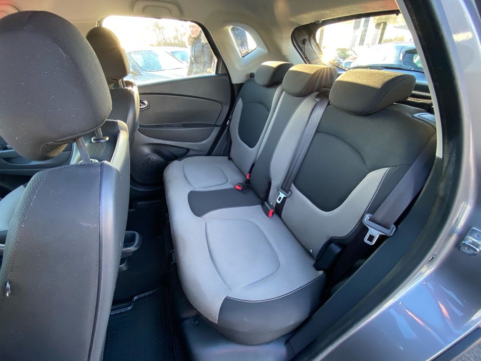 Renault Captur 1,2 TCe 120 Expression EDC 5d