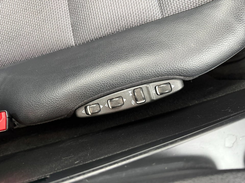 Mercedes C220 2,2 CDi Avantgarde aut. 4d