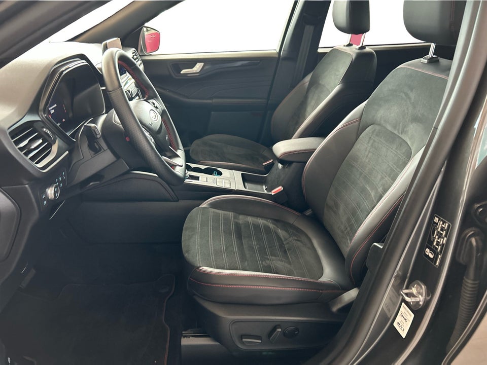 Ford Kuga 2,5 PHEV ST-Line X CVT 5d