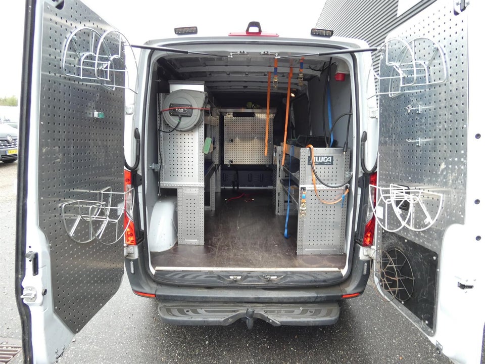 Mercedes Sprinter 315 2,0 CDi A2 Kassevogn SELECT aut. RWD