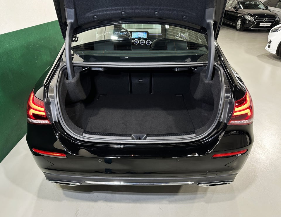 Mercedes A200 1,3 Progressive aut. 4d