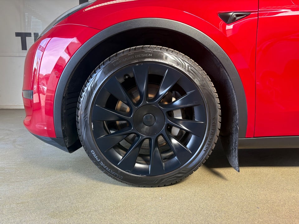 Tesla Model Y Long Range AWD 5d