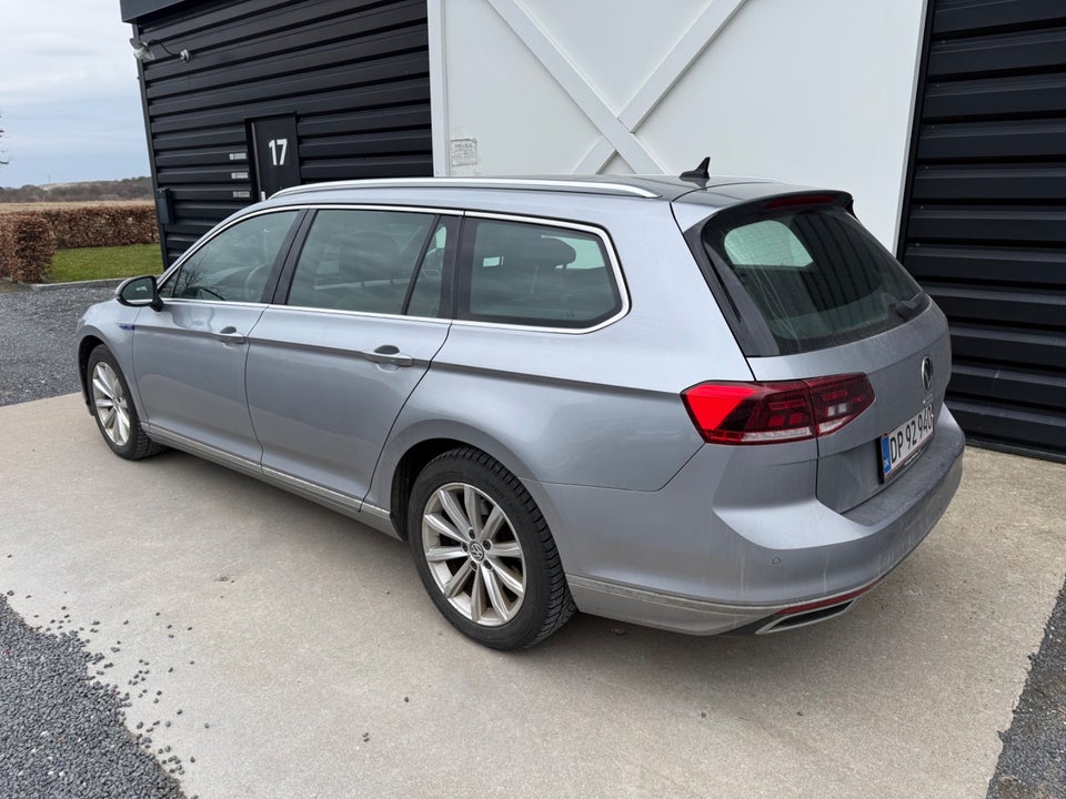 VW Passat 1,4 GTE High Variant DSG 5d