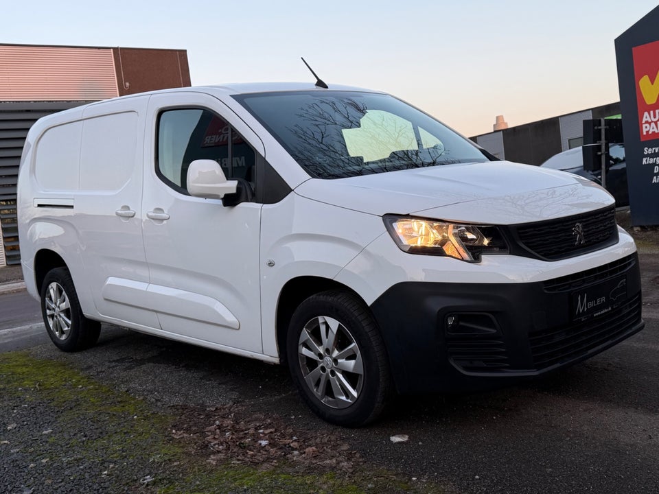 Peugeot Partner 1,5 BlueHDi 130 L2V2 Ultimate EAT8 Van