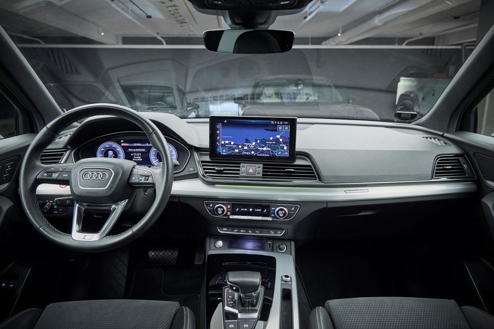 Audi Q5 55 TFSi e S-line quattro S-tr. 5d