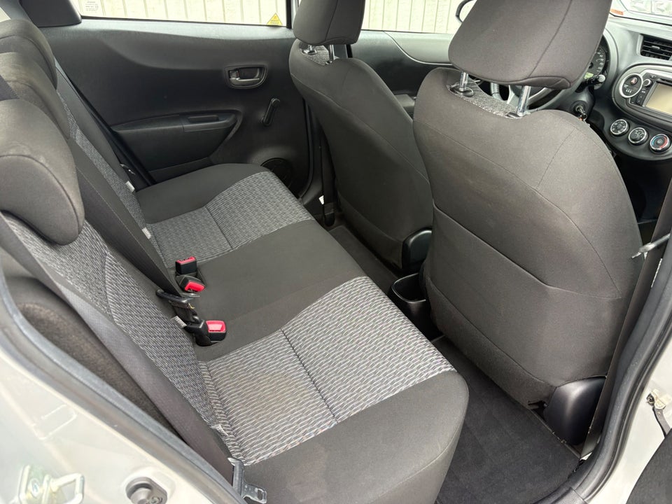 Toyota Yaris 1,3 VVT-i T2 Touch 5d