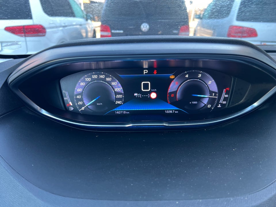 Peugeot 5008 1,5 BlueHDi 130 Allure EAT8 7prs 5d